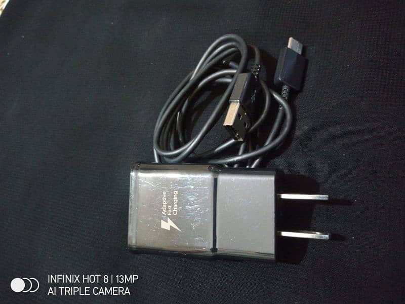 Samsung S10plus Charger and Cable 18watt new 100% original. 2