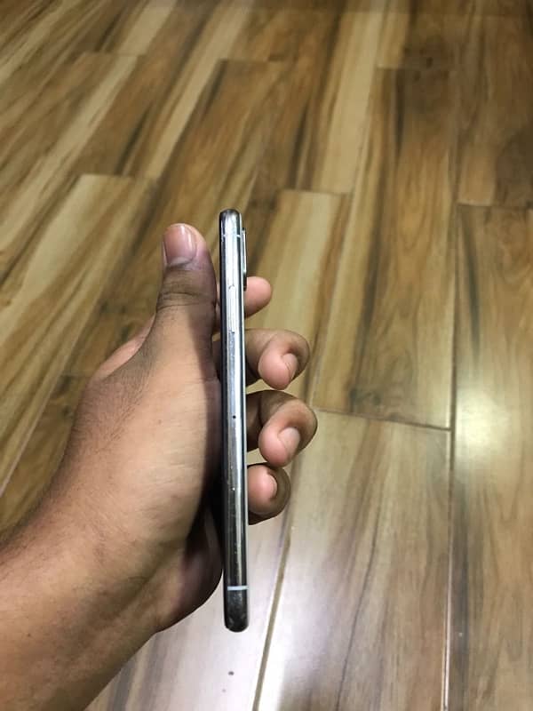 Iphone x 64gb Pta approved 3