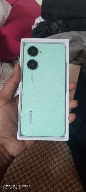 vivo Y03 1