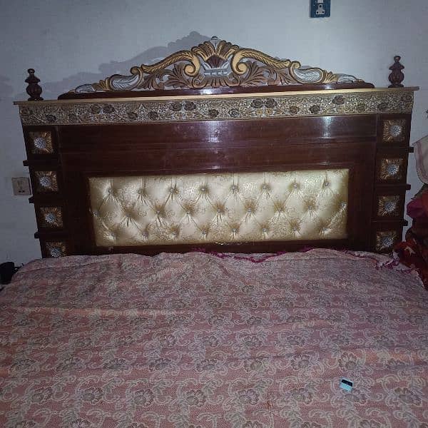 sale bed with Dressing 1