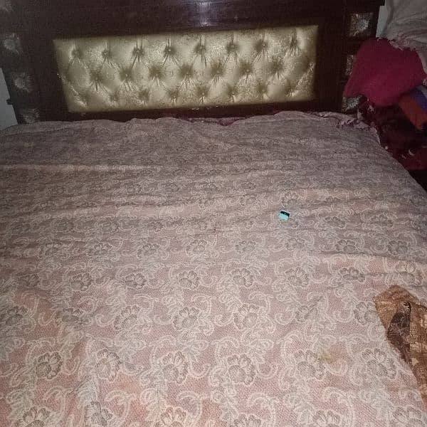 sale bed with Dressing 2