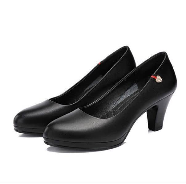 woman Classic Black Pu Leather heel pumps 2