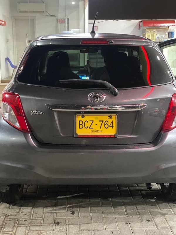 Toyota Vitz 2011 9