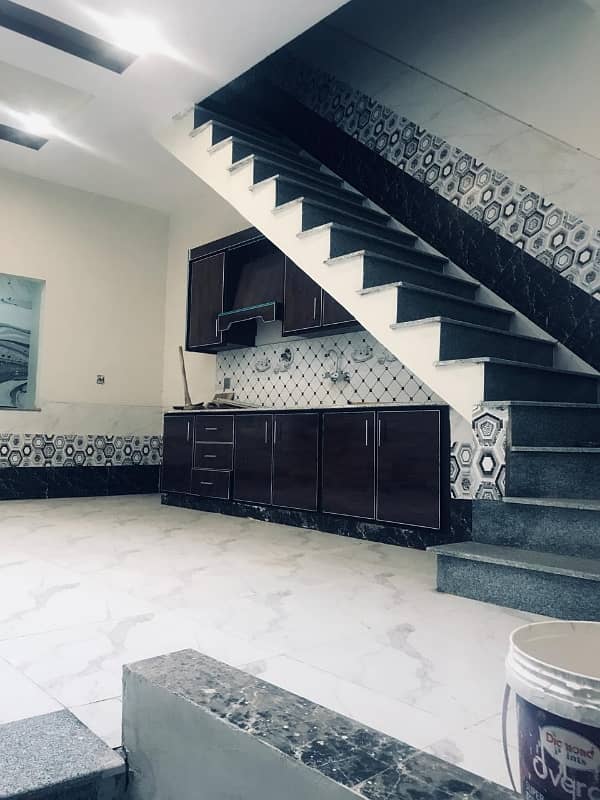 Looking For A Prime Location House On Jhang Road 11