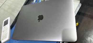 MacBook Pro 2016 13 inches 16/256