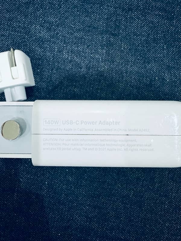 Apple Macbook pro 140W USB Type C Original Charger Charger 0