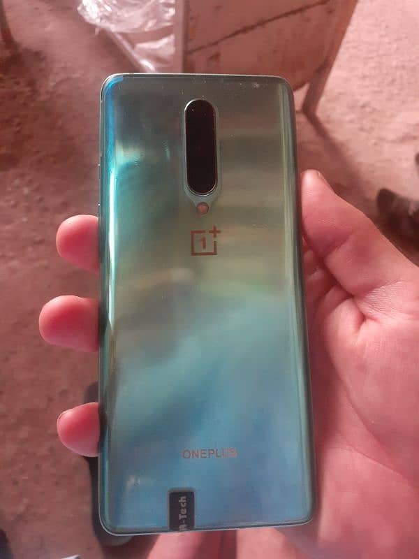 OnePlus 8. 2