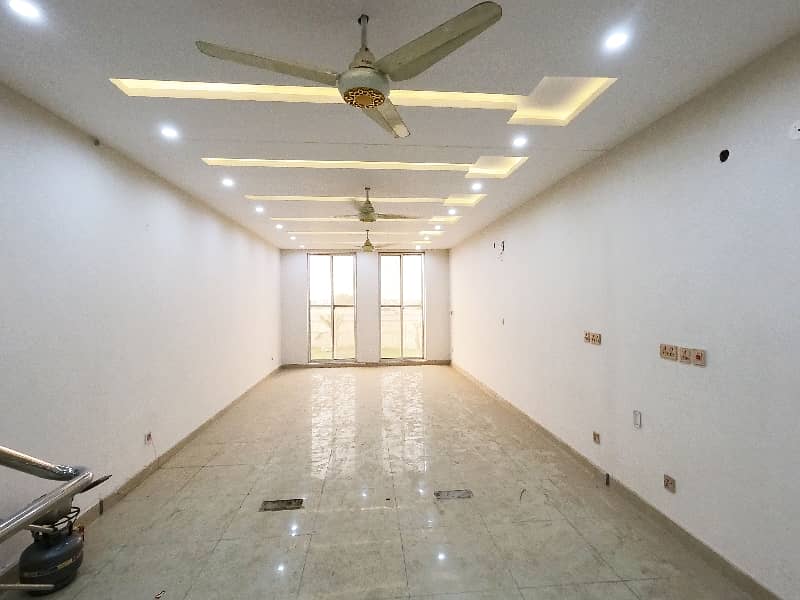 To sale You Can Find Spacious Prime Location Building In Khayaban-e-Amin - Block L 22