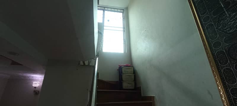 Low Budget 5 Marla Used House Available For Sale In Gardenia Block Sector C Bahria Town Lahore 16