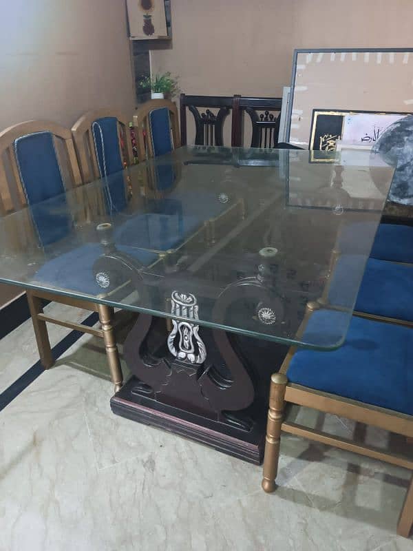 Dinning table | 8 seater dinning | glasstop dinning table for sale 3