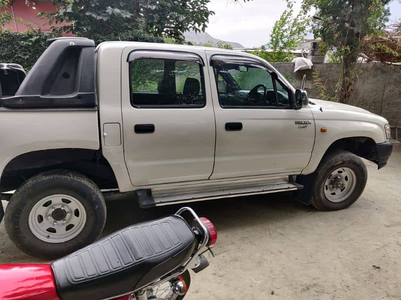 Toyota Hilux double cabin 1988 converted 2001 model 2