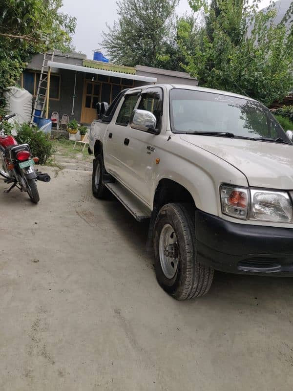 Toyota Hilux double cabin 1988 converted 2001 model 7