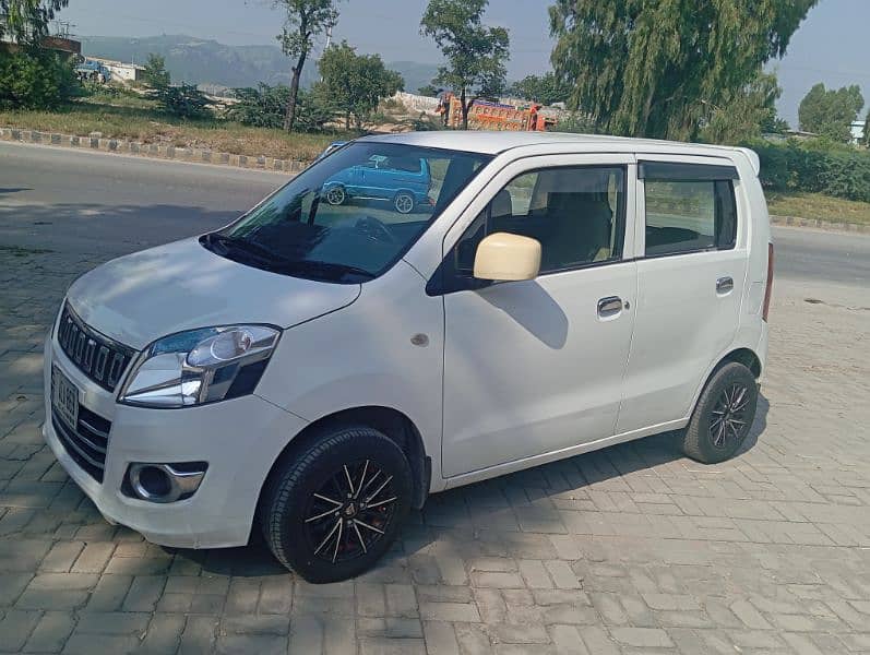 Suzuki Wagon R 2017 15