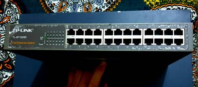 TP Link Network Switch 24 Port 0