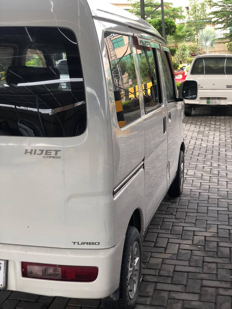 Daihatsu Hijet 2010/2015 Daihatsu Hijet Cruise Turbo 1