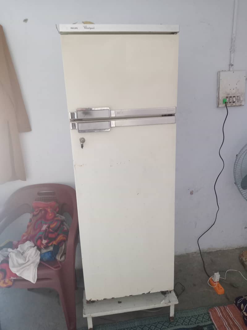 Philips refrigerator and freezer 2