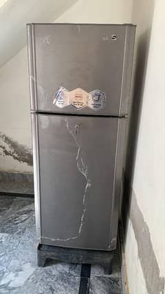 Pel inverteron refrigerator