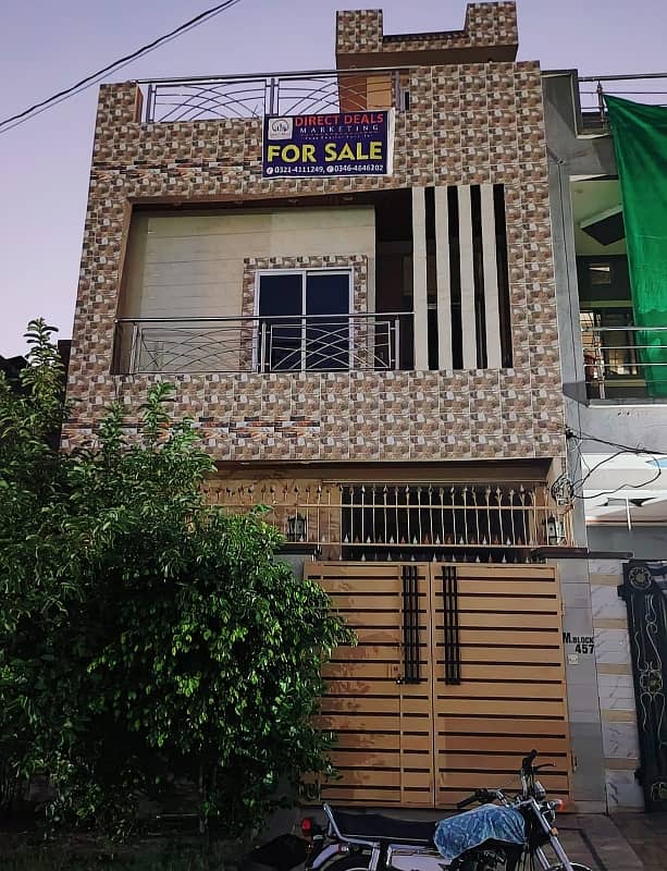 Prime Location Facing Park Beautiful Double Story House Available For Sale Reasonable Price in M Block 0