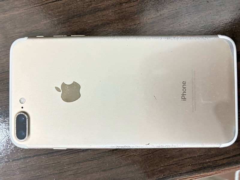 Apple iPhone 7 plus 0