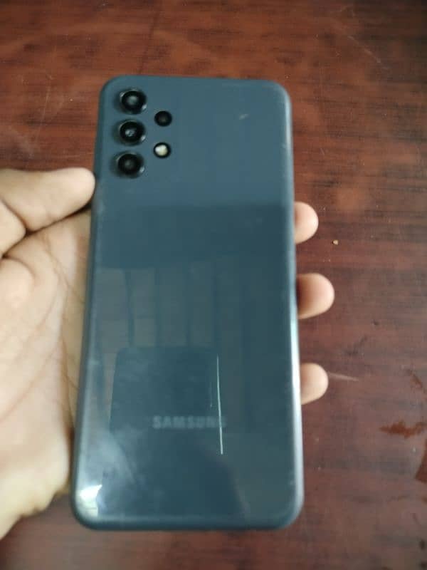 Samsung a13  model hai 4/64 memory hai all ok hai with original box 6