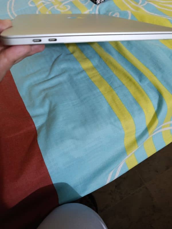 MacBook Pro 2019 13 inches 2