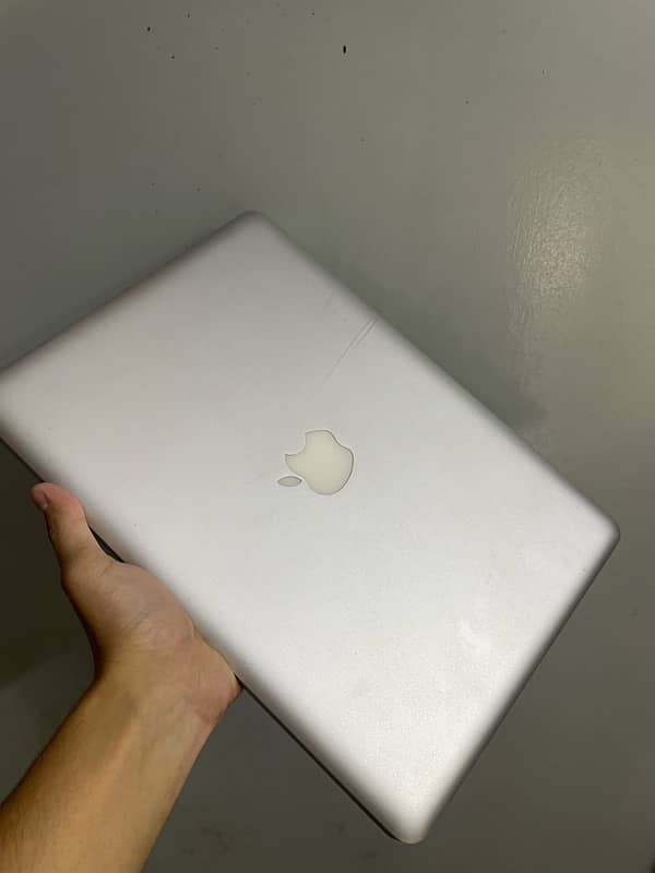 Macbook pro Late 2011 2