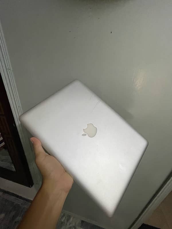 Macbook pro Late 2011 4