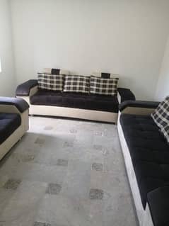 3*3 =9 seater sofa