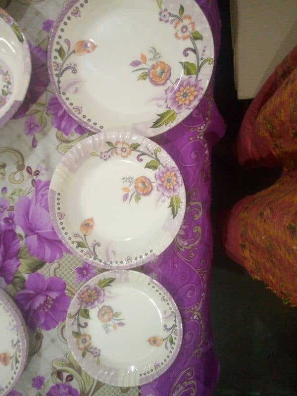 new dinner set 8