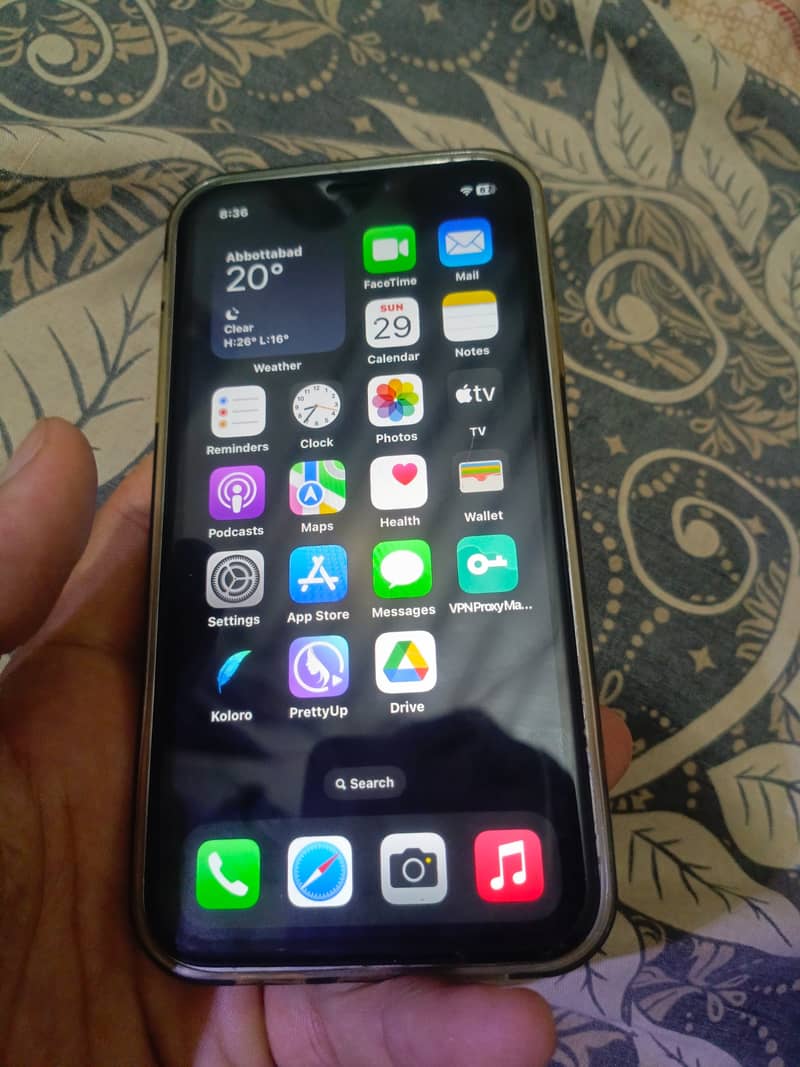 iPhone XR converted to 15pro 4