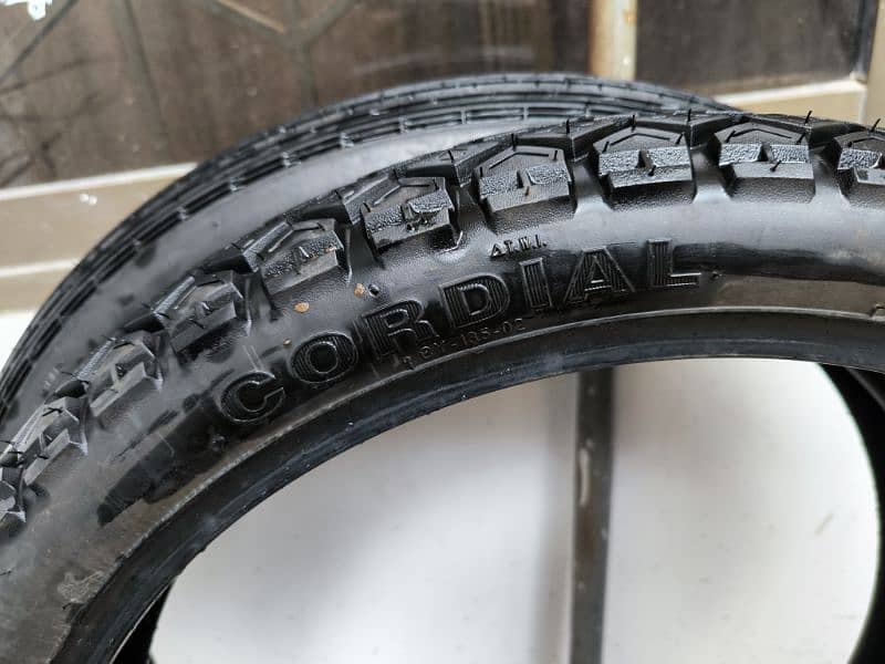 Honda CB150F original Cordial Tyres with Tubes 2