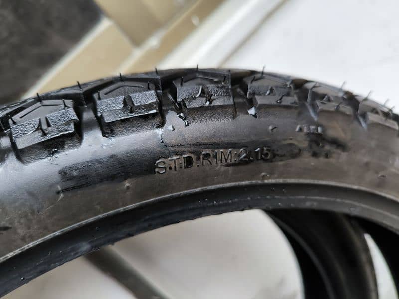 Honda CB150F original Cordial Tyres with Tubes 4