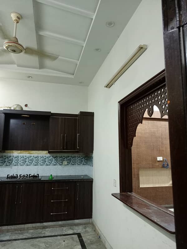 10 marla house for rent in johar town for family and office software house+call centre and other companies setup 24