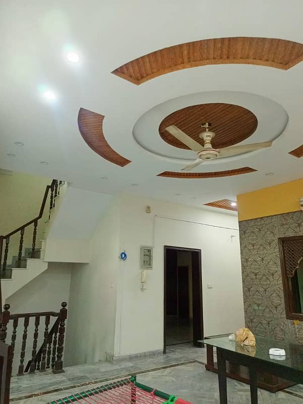 10 marla house for rent in johar town for family and office software house+call centre and other companies setup 27