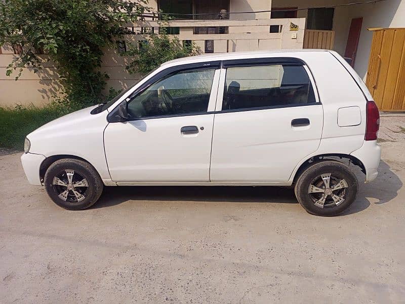 Suzuki Alto 2012 4