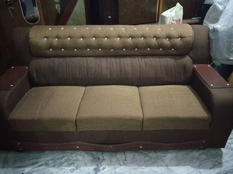 (6-Seater) Sofa Set Complete Sale on Urgent Basis 4