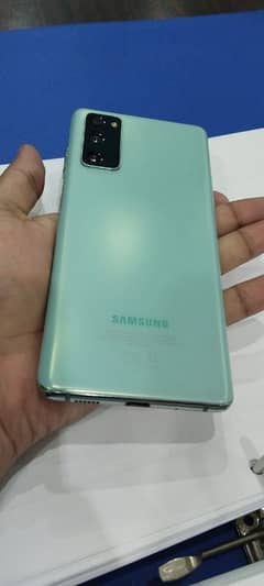 Samsung S20. Fe 8/128gb offical Dual Sim PTA Approved