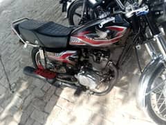 I'm sale my bike Honda 125 all ok paper ok no issu chak then lay