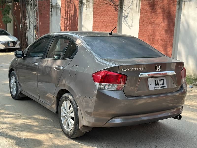 Honda City Aspire 2014 3