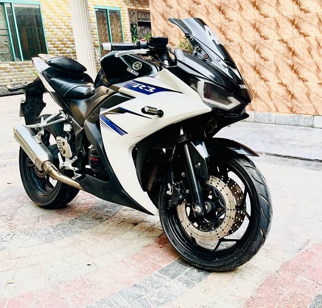 Yamaha R3 300 cc replica sports heavy bike 5