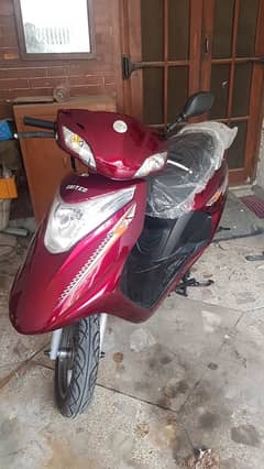 united Scooty 100cc NEW for sale 0