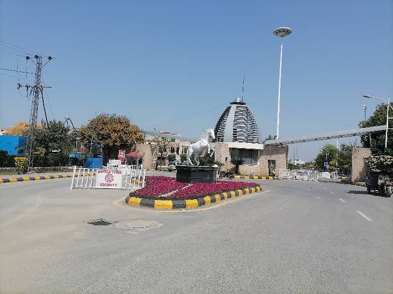 Prime Location In Bahria Nasheman - Zinia Of Lahore, A 8 Marla Residential Plot Is Available 0