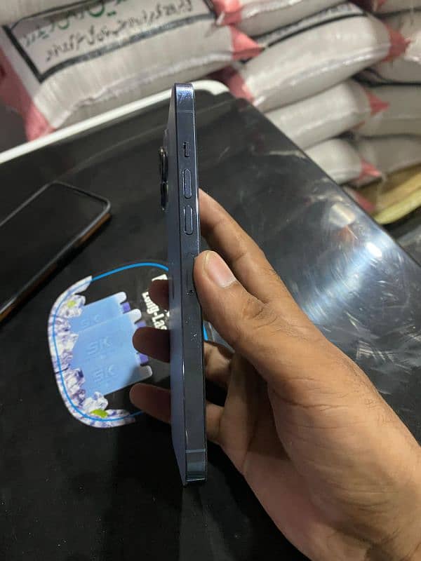 iPhone 13 pro max 128 Factory unlocked 3