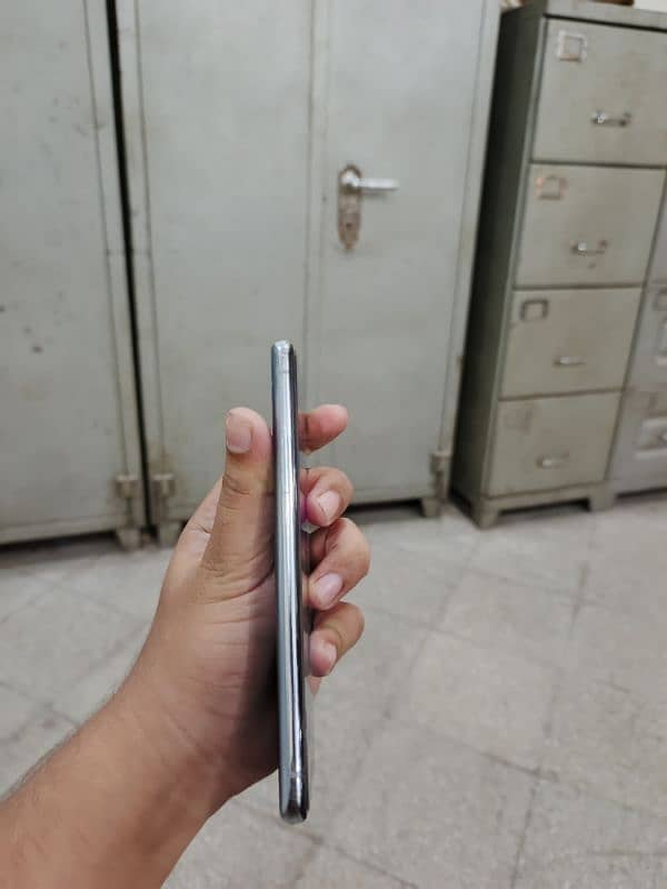 One plus 8T 256GB 12+12 GB 6