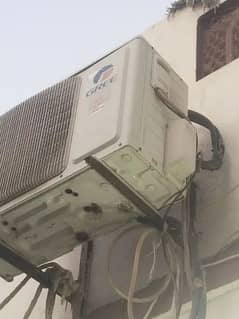 Gree 1.5 ton inverter heat and cool