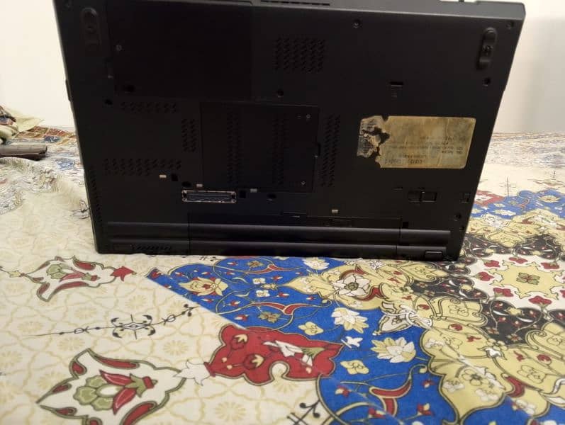 Lenovo Thinkpad 4 gb ram 500 gb SSD 118hdd 2