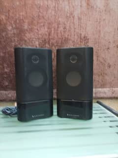 speakers