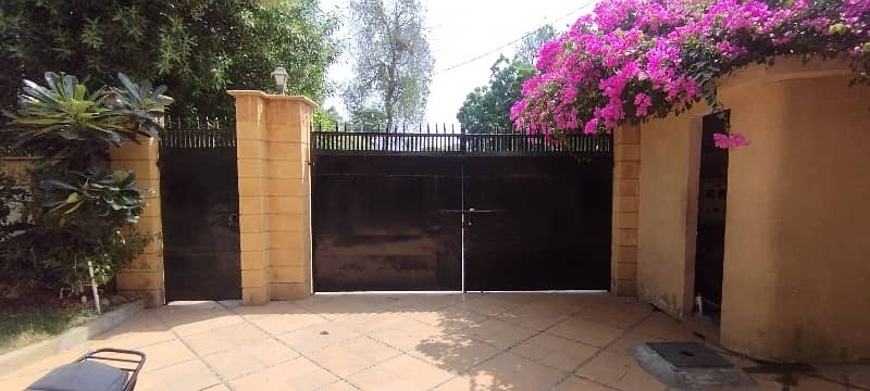 500 YARDS BUNGALOW FOR RENT 3