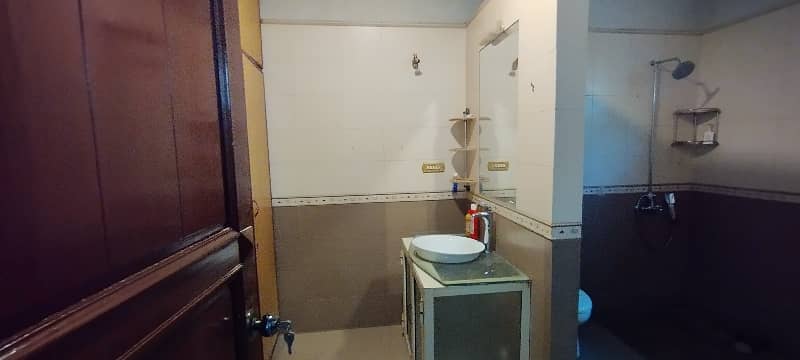 500 YARDS BUNGALOW FOR RENT 9