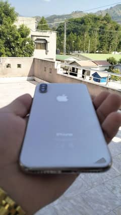 iPhone X  SCM sim chalti hai  non PTA UK model pras 39